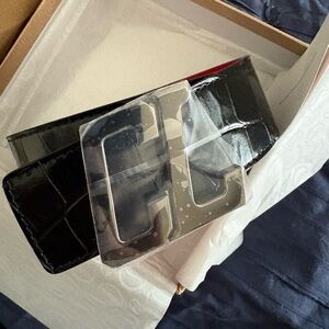 Authentic Louboutin Belt Happy Rui Logo Croc Embossed Calfskin
Leather Belt